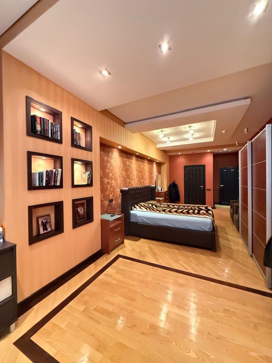 Satılır 4 otaqlı yeni tikili 240 m² — Mənzil, Bakı (8)