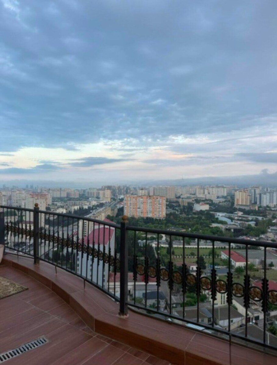 Satılır 4 otaqlı yeni tikili 218 m² — Mənzil, Bakı (12)