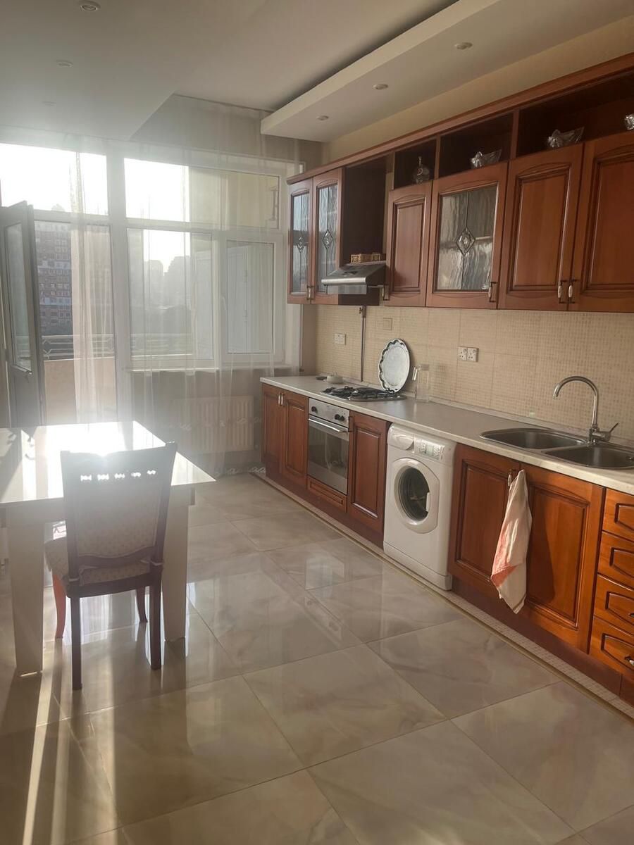 İcarəyə verilir 3 otaqlı yeni tikili 150 m² — Mənzil, Bakı (5)
