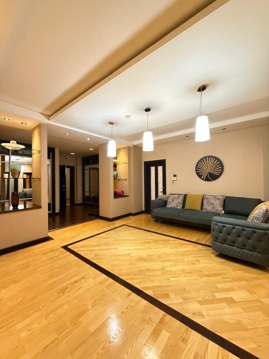 Satılır 4 otaqlı yeni tikili 240 m² — Mənzil, Bakı (4)