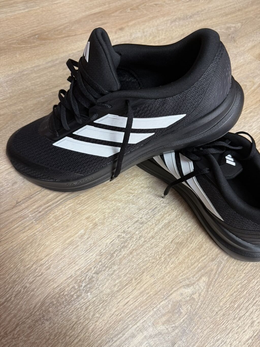 Adidas qaçış/idman ayaqqabısı Original Adidas idman ayaqqabısı razmer — Şəxsi əşyalar, Bakı