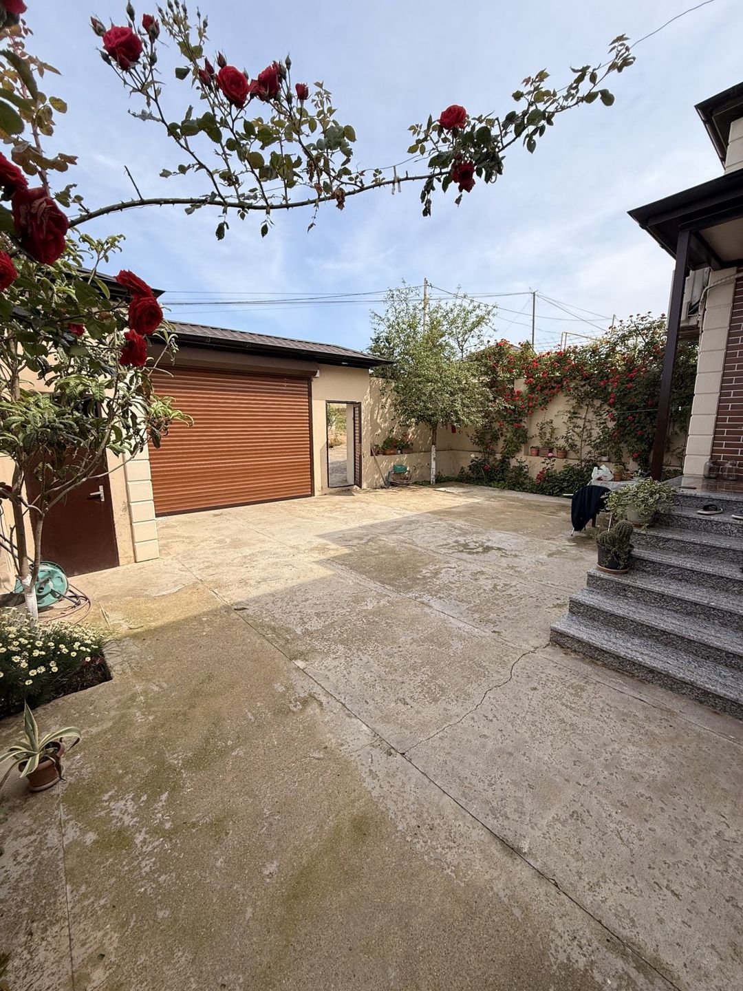 Satılır 4 otaqlı həyət evi/bağ evi 210 m² — Ev, villa, Bakı (2)