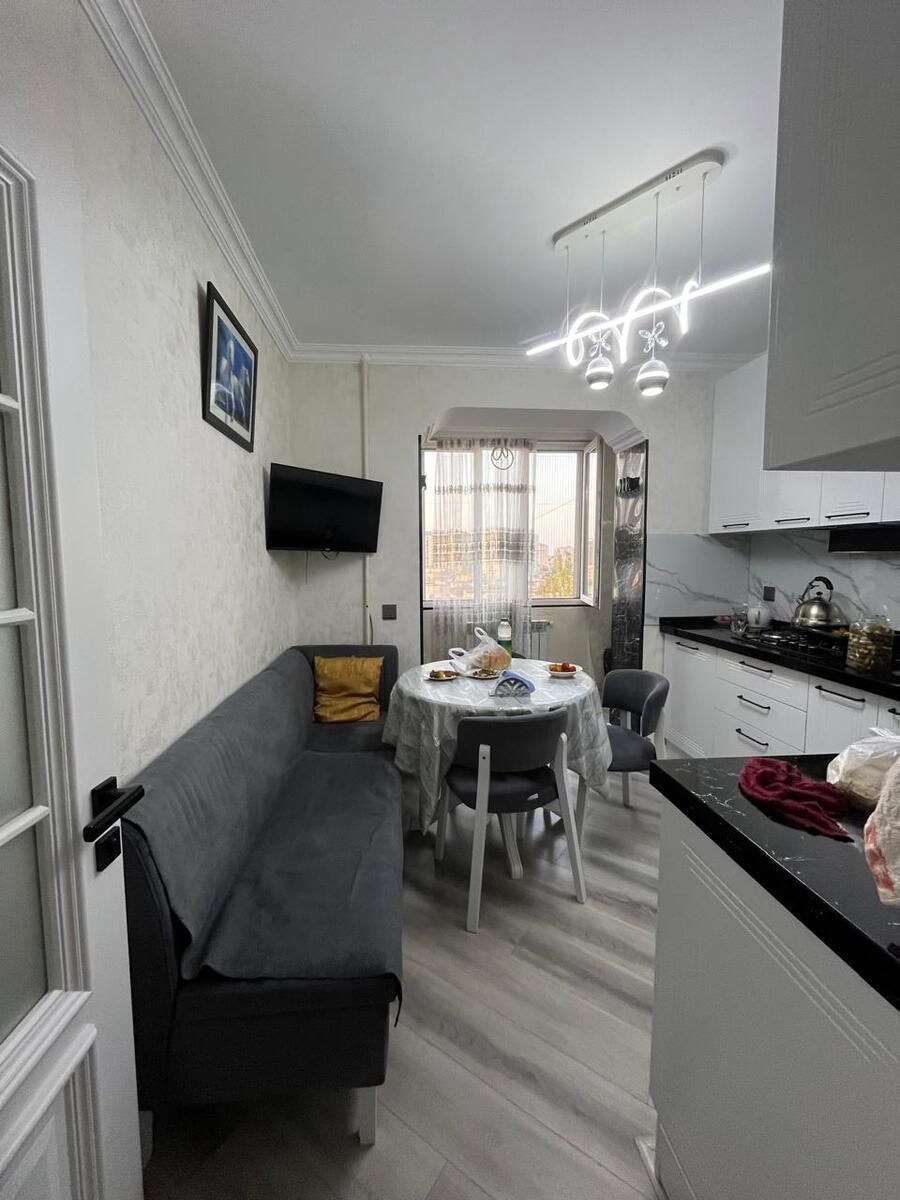 Satılır 3 otaqlı köhnə tikili 90 m² — Mənzil, Bakı (12)
