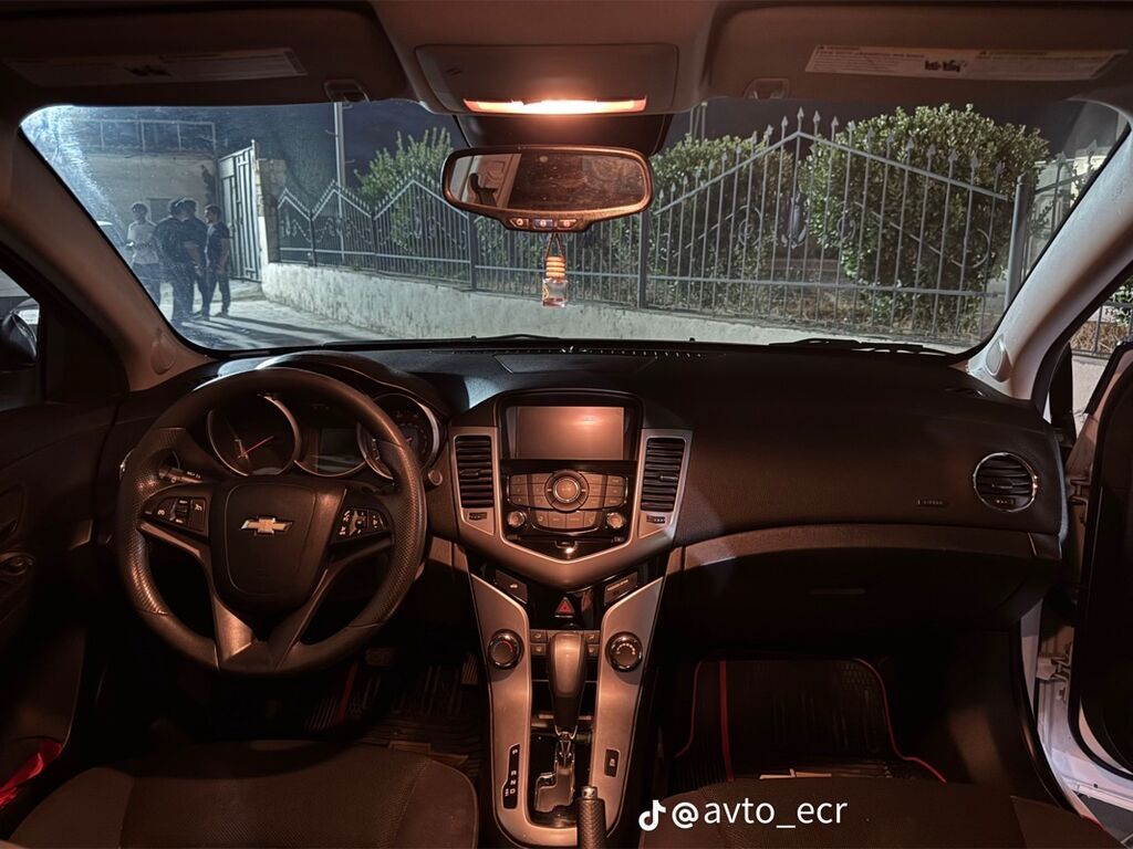Chevrolet Cruze: 1.6 l | Sedan — Avto, Saray (6)