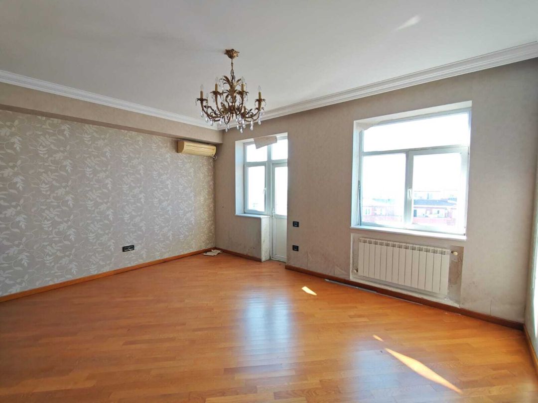 Satılır 6 otaqlı yeni tikili 310 m² — Mənzil, Bakı (9)