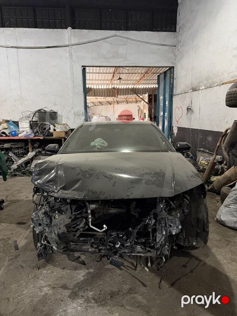 Toyota Camry, 2.0 L, 1 kWh, 2025 il, 16 000 km