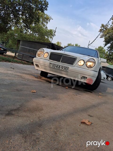 Mercedes E 230, 2.3 L, 1996 il, 453 288 km — Mingəçevir