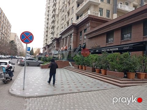 Satılır 2 otaqlı yeni tikili 76 m²