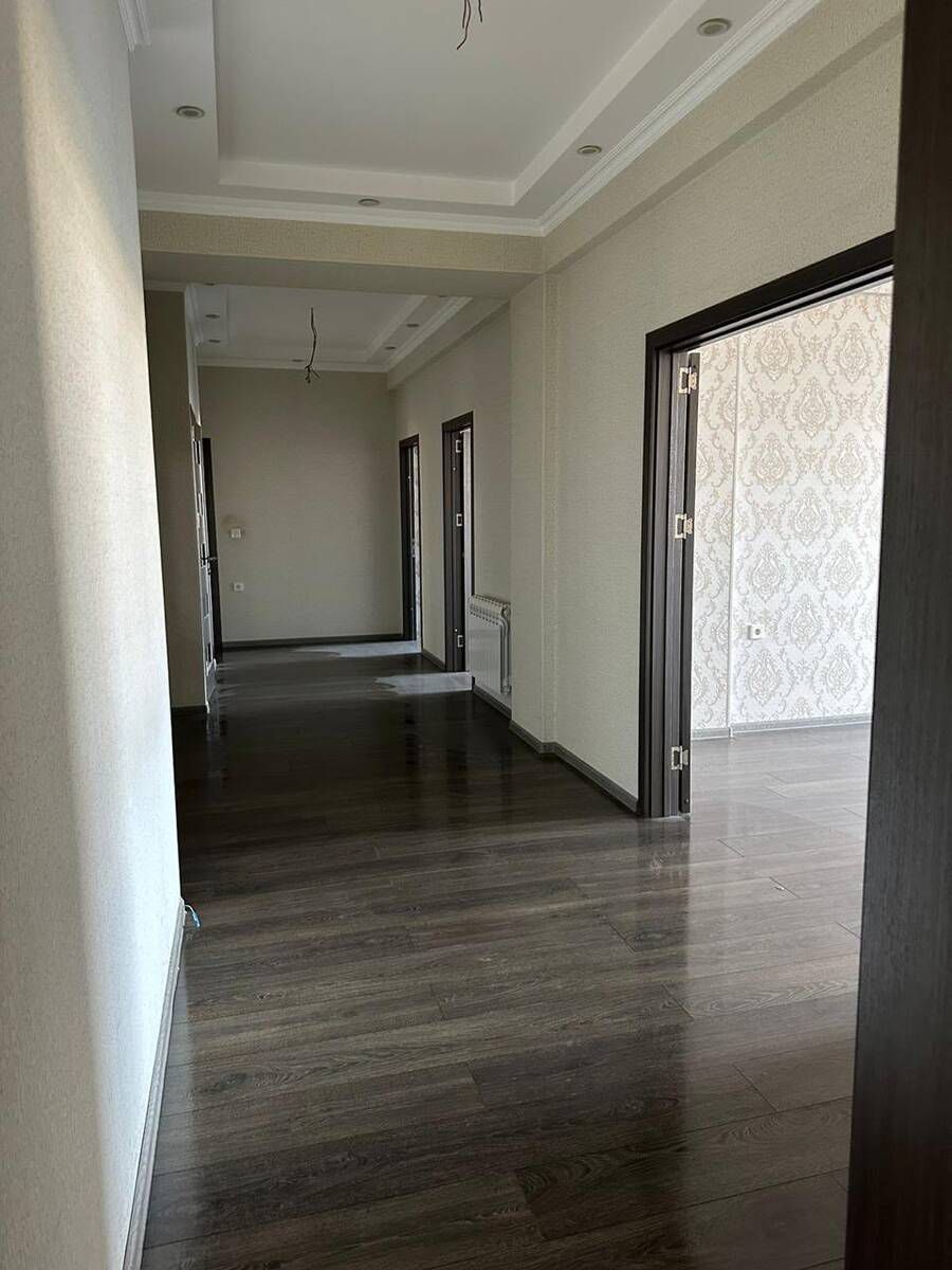 Satılır 4 otaqlı yeni tikili 180 m² — Mənzil, Bakı (5)