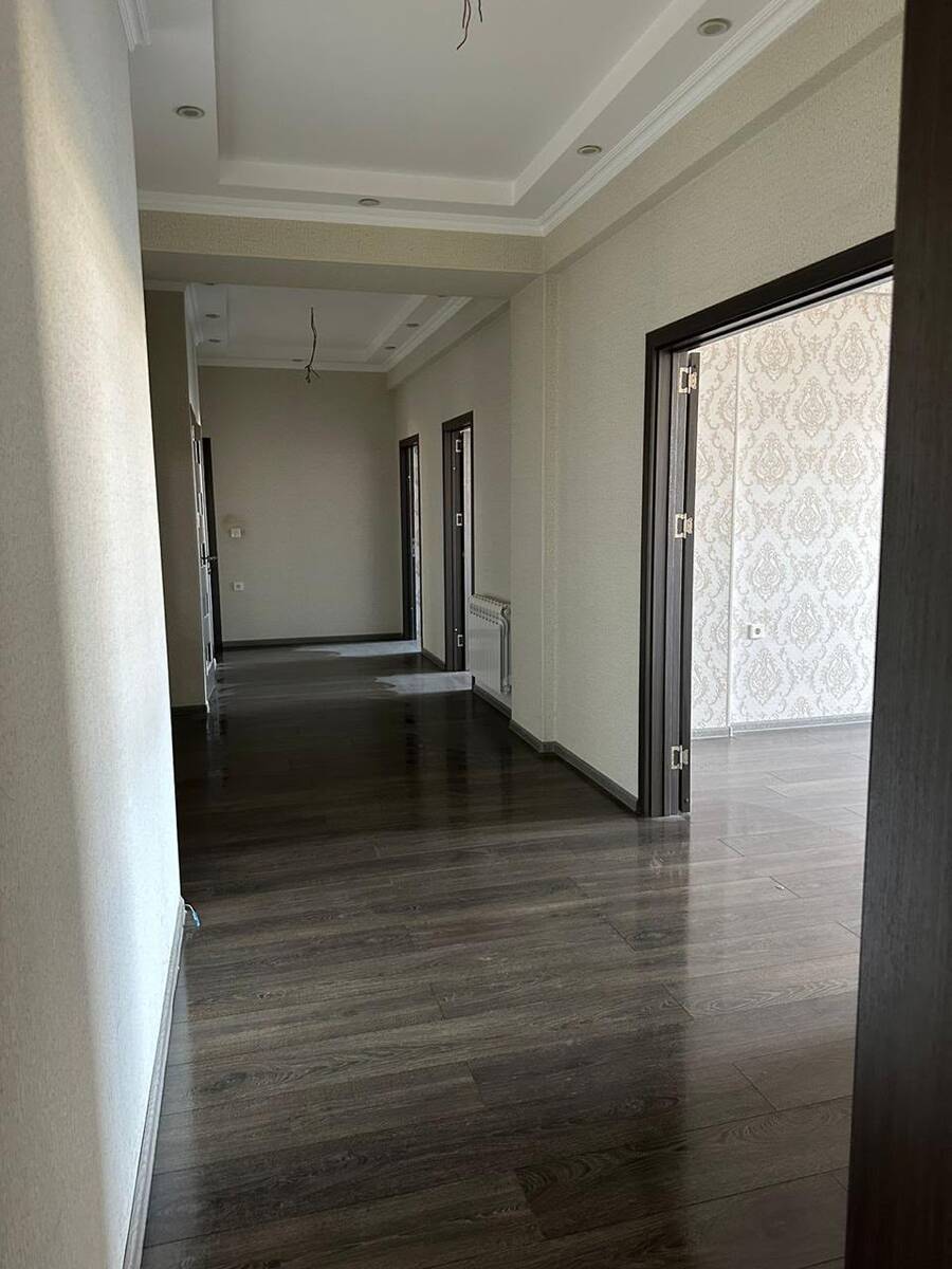 Satılır 4 otaqlı yeni tikili 180 m² — Mənzil, Bakı (5)