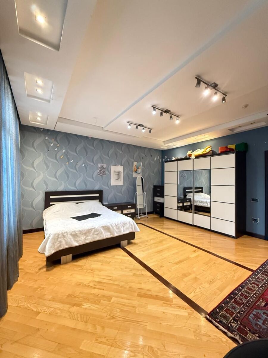 Satılır 4 otaqlı yeni tikili 240 m² — Mənzil, Bakı (10)