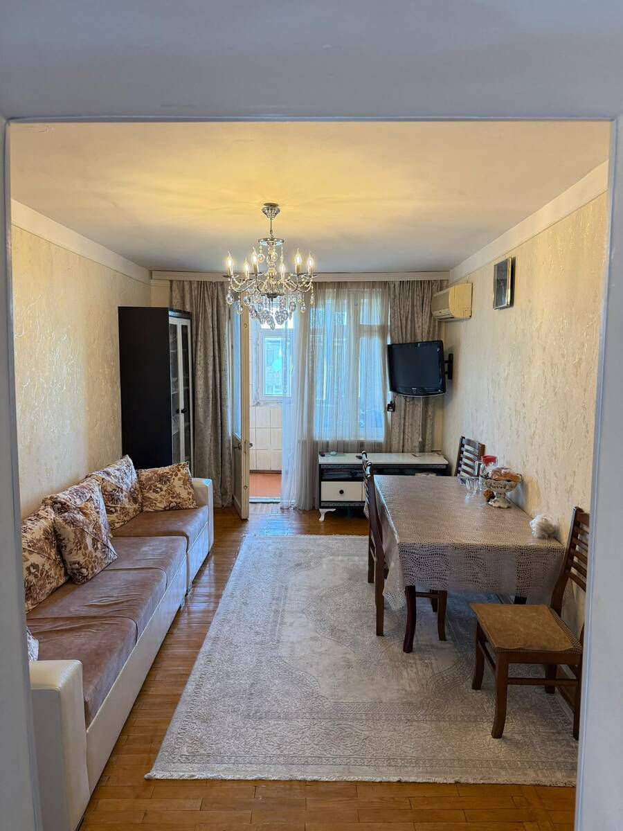 Satılır 3 otaqlı köhnə tikili 75 m² — Mənzil, Bakı