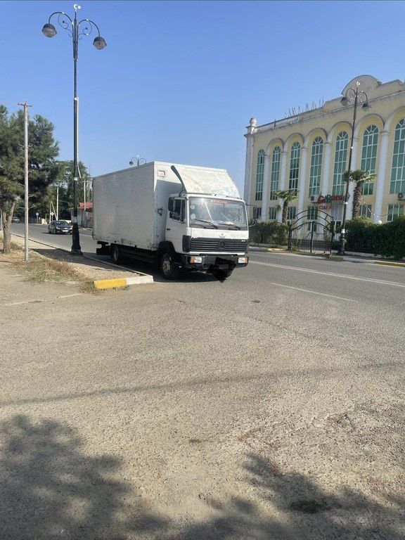 Mercedes Atego 814, 4.3 L, 1987 il, 445 864 km — Yük maşınları, Bakı (10)