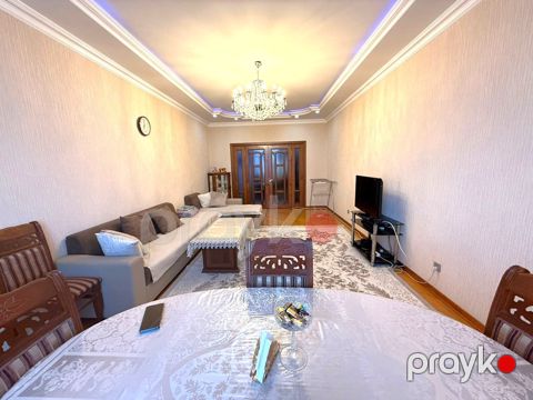 Satılır 4 otaqlı yeni tikili 155 m²