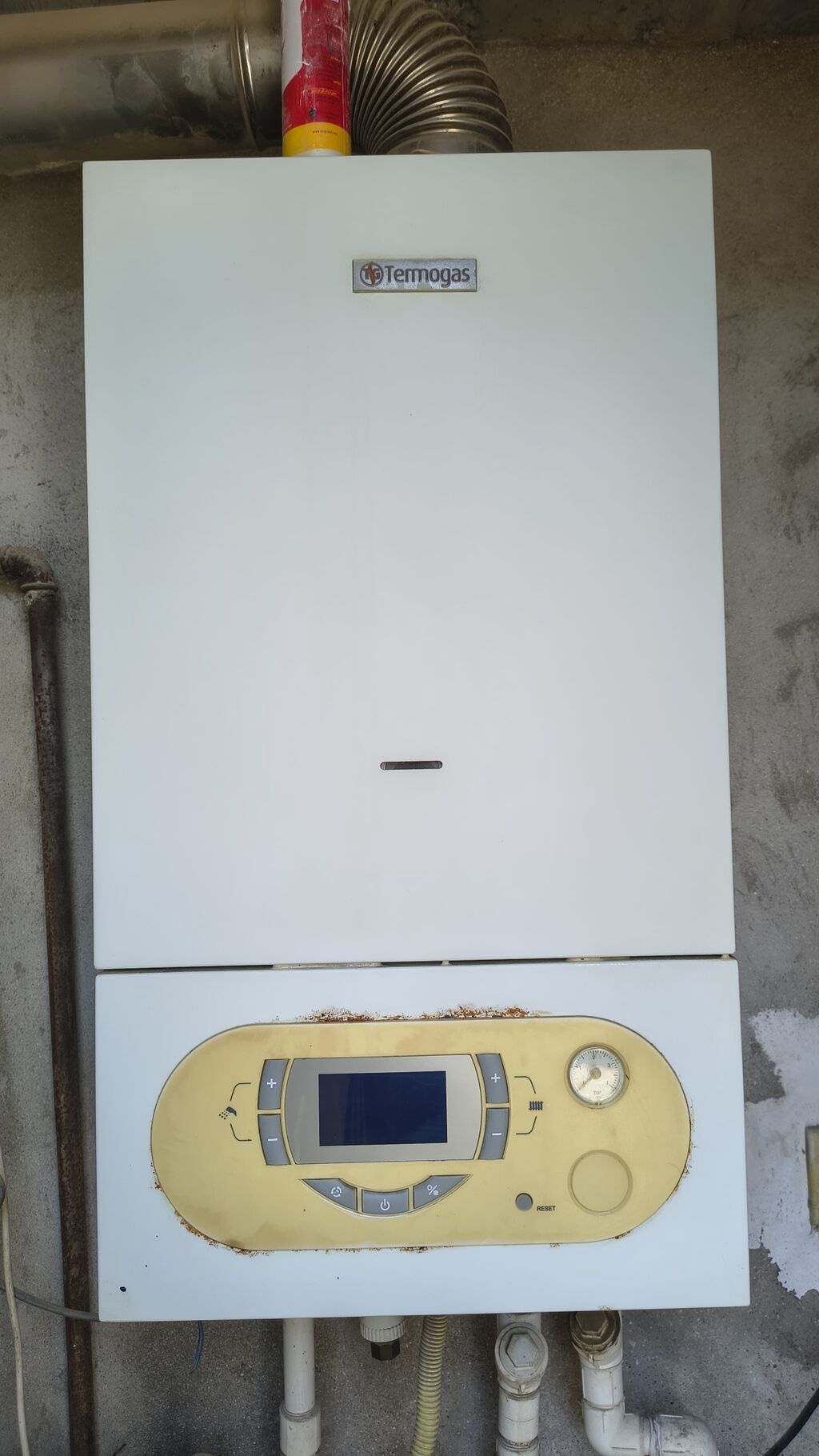 Qaz kombi sistemi və radiatorlar - Marka/model: Termogas divar tipli — Kombilər, Saray (4)