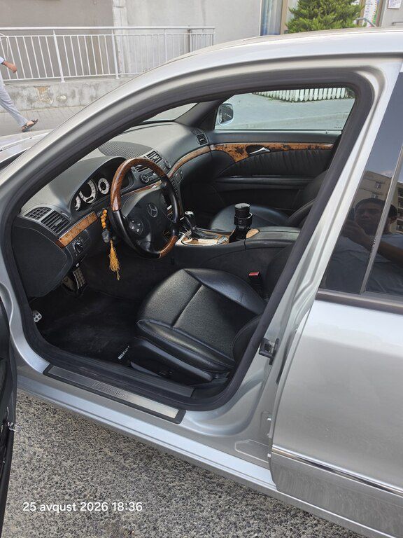 Mercedes E 240, 2.6 L, 2002 il, 268 844 km — Avtomobillər, Bakı (7)