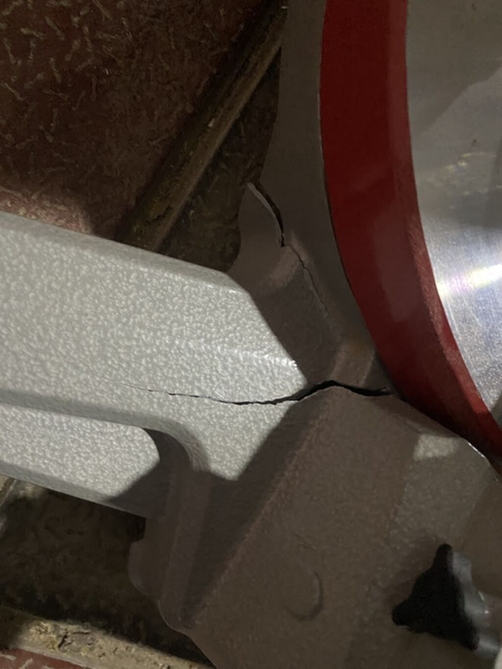 İşlənmiş Makute Uqlorez, 1800 W, 255 mm, Kredit yoxdur, Zəmanətsiz, Ünvandan götürmə — Alətlər, Gəncə (3)