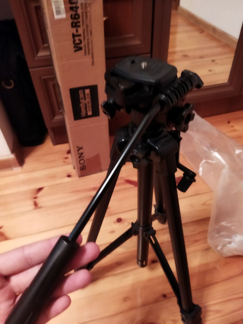 Sony VCT-R640 tripod heç işlənməyib - Brend: Sony Handycam Shooting — Elektronika, Bakı (4)