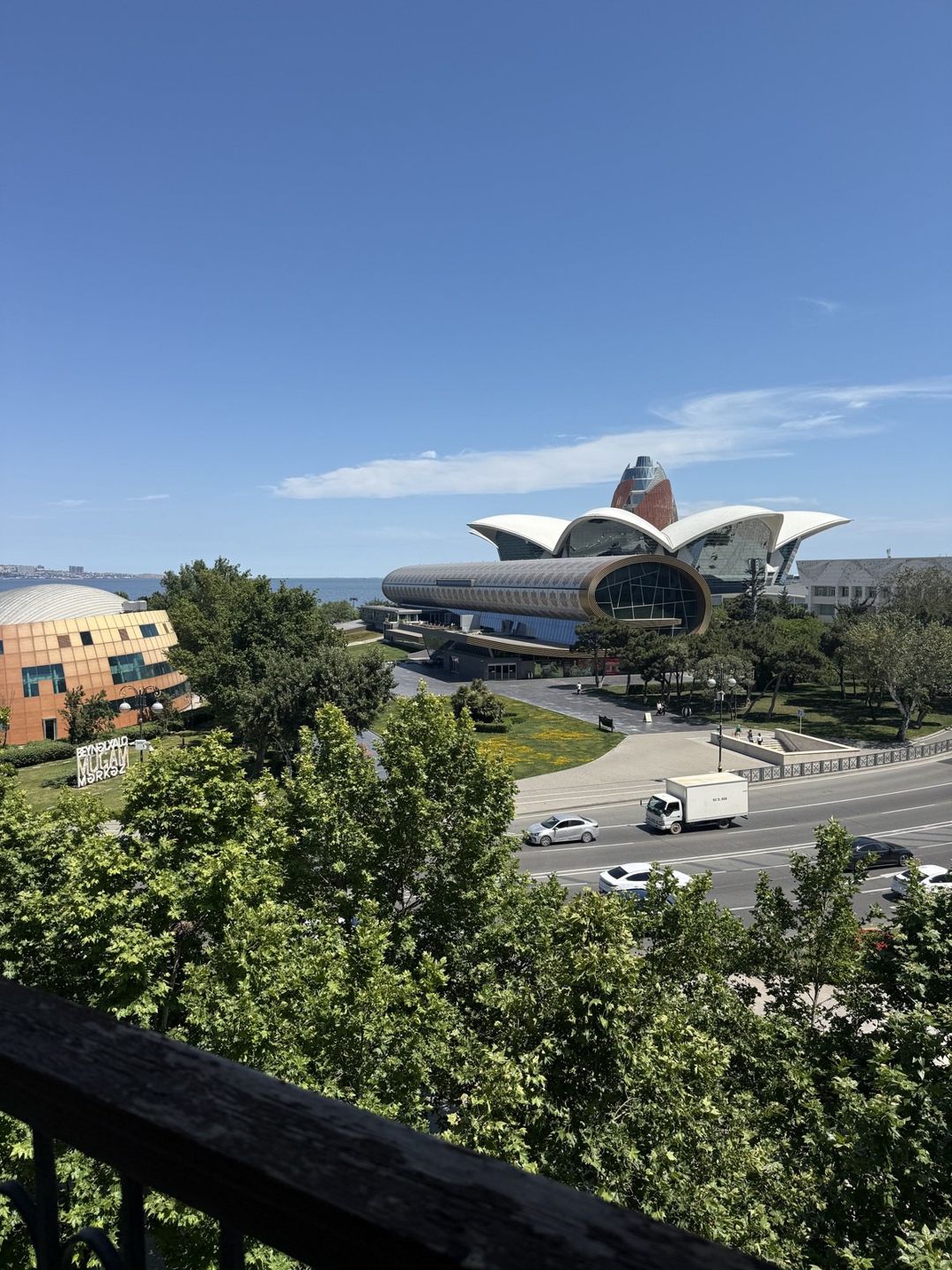 Satılır 3 otaqlı köhnə tikili 100 m² — Mənzil, Bakı (2)