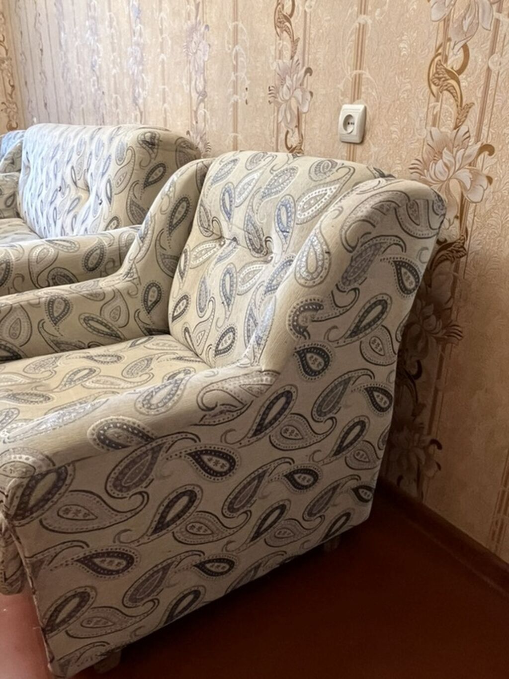 Mebel dəsti – 1 divan + 2 kreslo - Tərkib: uzun üçnəfərlik divan və — Mebel, Gəncə (2)