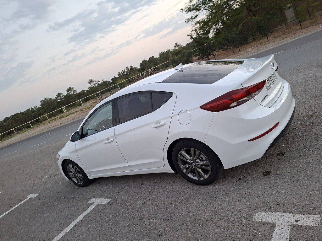 Hyundai Elantra, 2.0 L, 2018 il, 352 792 km — Avtomobillər, Bakı (6)