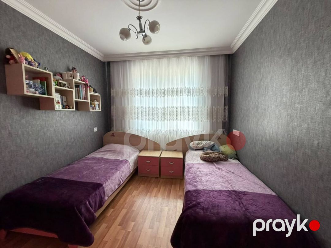 Satılır 5 otaqlı köhnə tikili 120 m² — Mənzil, Bakı (2)