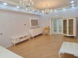Satılır 3 otaqlı yeni tikili 140 m² — Квартира