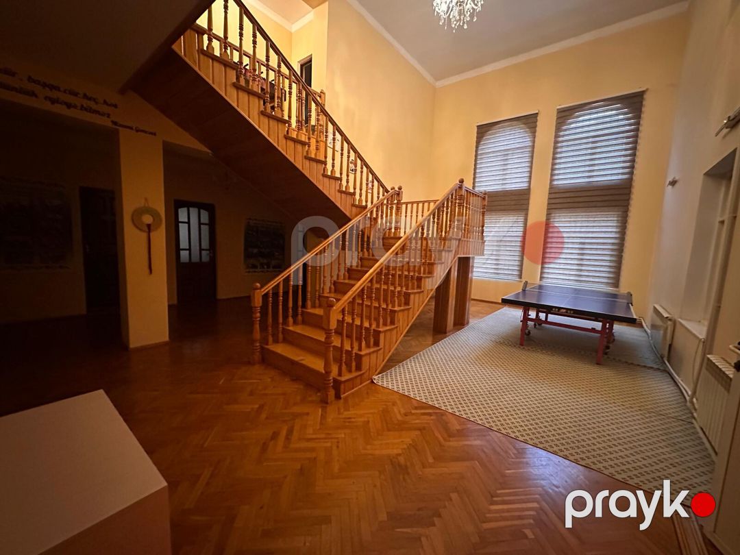 İcarəyə verilir 10 otaqlı həyət evi/bağ evi 400 m² — Ev, villa, Bakı (7)