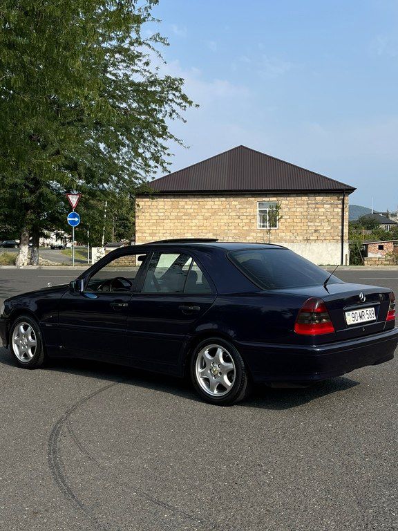 Mercedes C 240, 2.4 L, 1999 il, 304 000 km — Avtomobillər, Zaqatala (4)