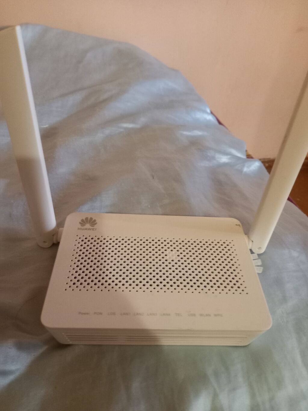 Huawei Wi‑Fi router/ONT - Brend: Huawei - Rəng: ağ - 2 ədəd xarici — Elektronika, Gəncə