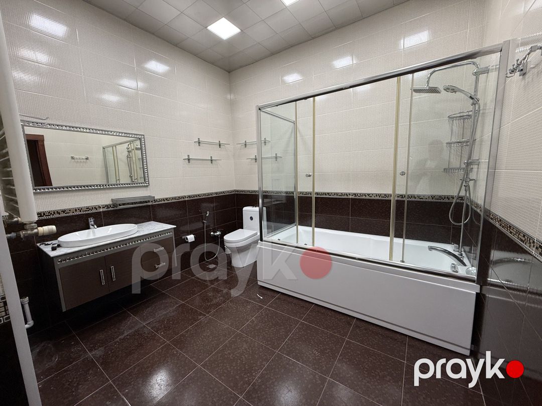 4-otaqlı yeni tikili, Mərdanov qardaşları küç., 230 m² — Mənzil, Bakı (8)