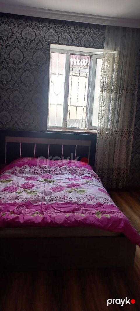 Xirdalan da texnikomun yaninda 2 otaqli temirli esyali adelni heyet