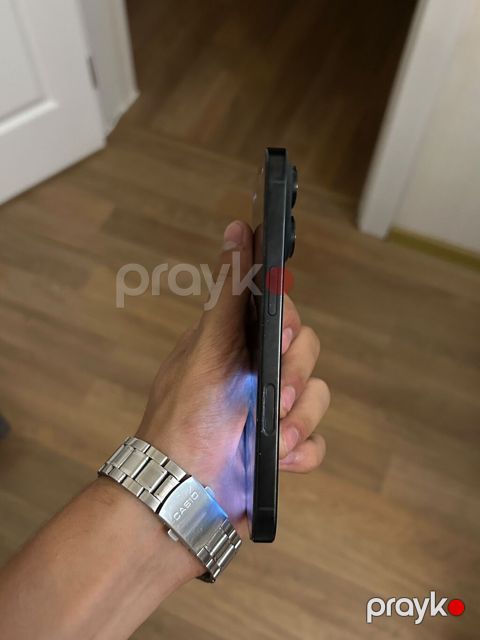 IPhone 16 Pro, 256 GB, Black Titanium, Barmaq izi, Simsiz şarj, Face ID