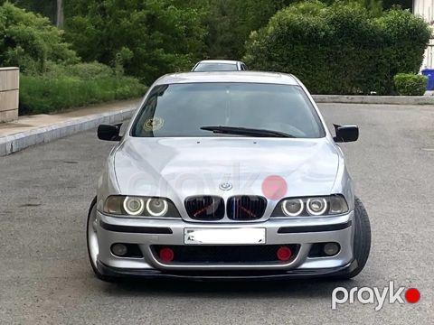 BMW 528, 2.8 L, 1996 il, 284 286 km