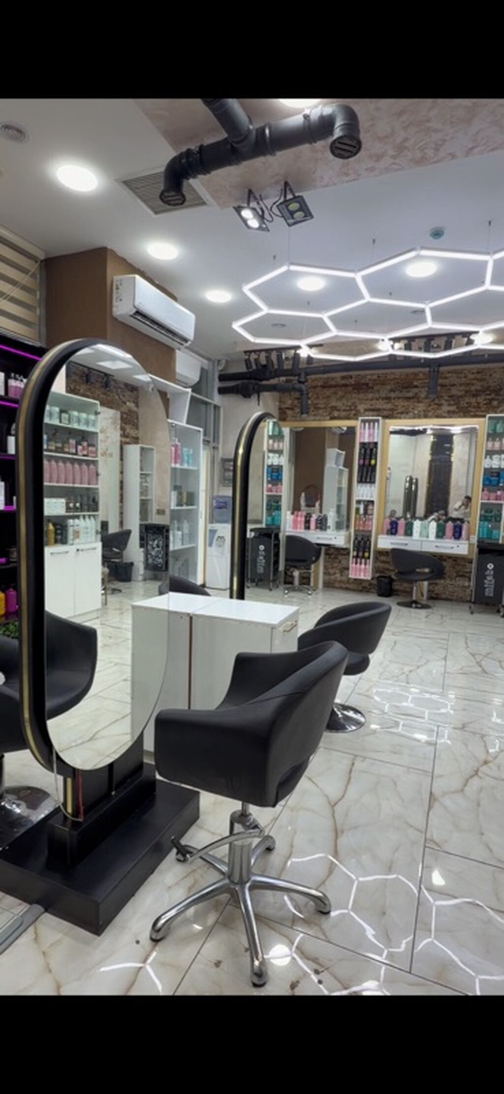✨ Keratin ustası üçün iş yeri icarəyə verilir! 📍 Nizami metrosunun — Xidmətlər, Bakı