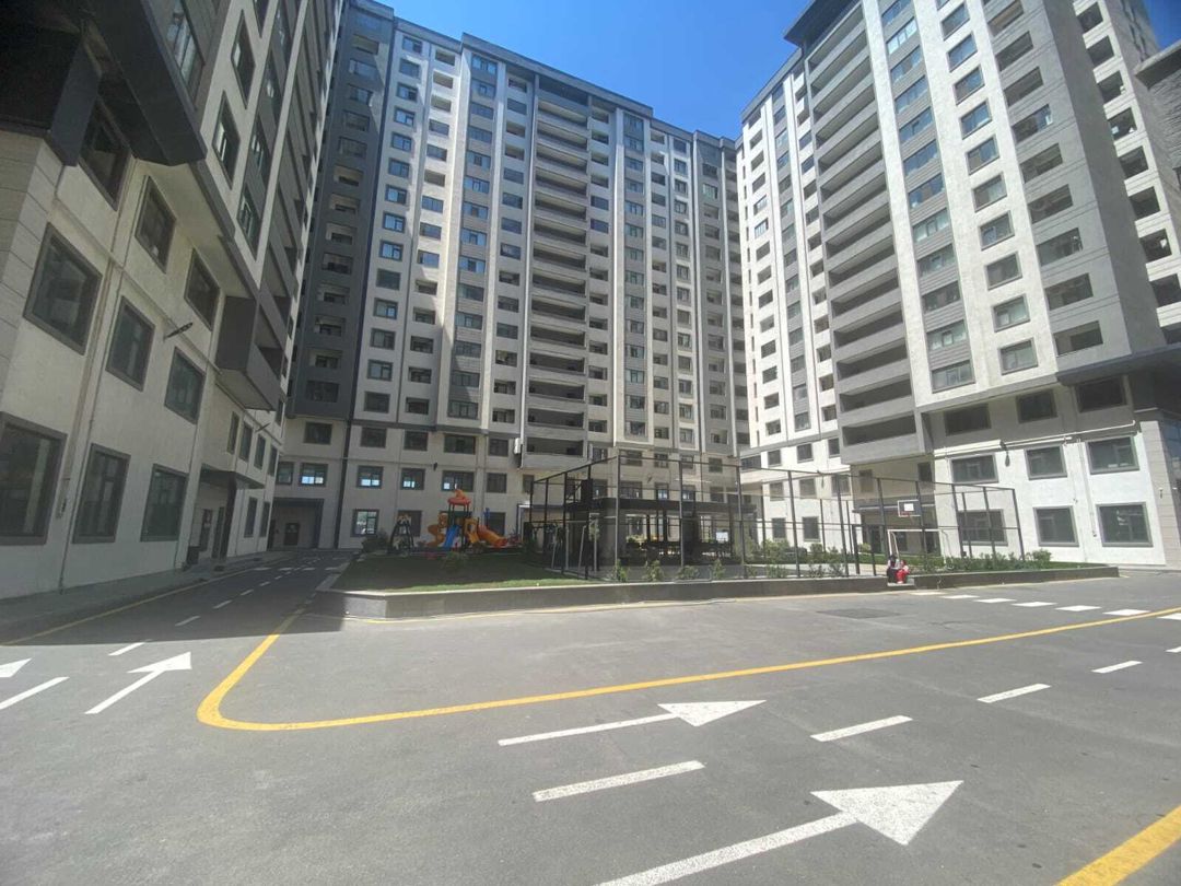Satılır 2 otaqlı yeni tikili 70 m² — Mənzil, Bakı