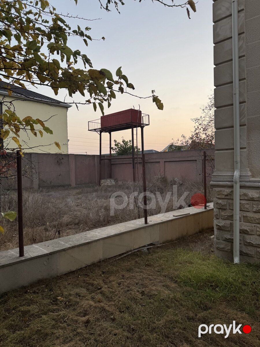 Satılır 8 otaqlı həyət evi/bağ evi 250 m² — Ev, villa, Bakı (5)