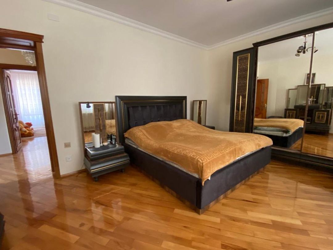 İcarəyə verilir 7 otaqlı həyət evi/bağ evi 250 m² — Ev, villa, Bakı (9)