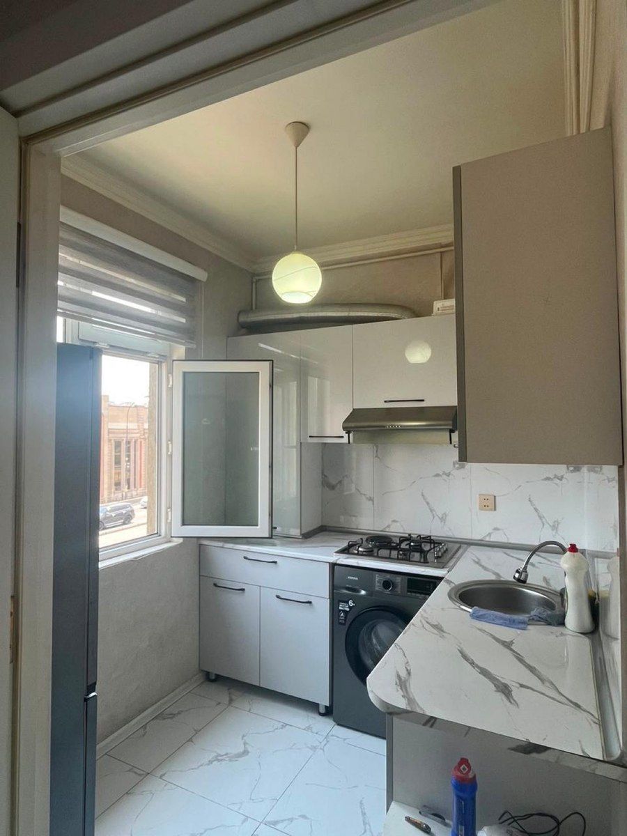 2-otaqlı mənzil kirayə verilir, Memar Əcəmi m., 50 m² — Mənzil, Bakı (2)