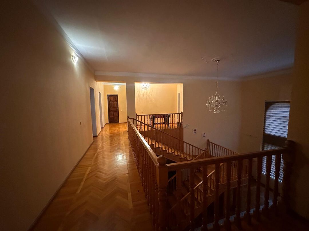 İcarəyə verilir 10 otaqlı həyət evi/bağ evi 400 m² — Ev, villa, Bakı (4)