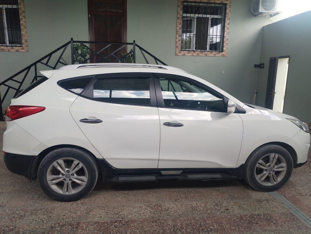 Hyundai ix35, 2.0 L, 2011 il, 310 000 km — Avtomobillər, Bakı (4)