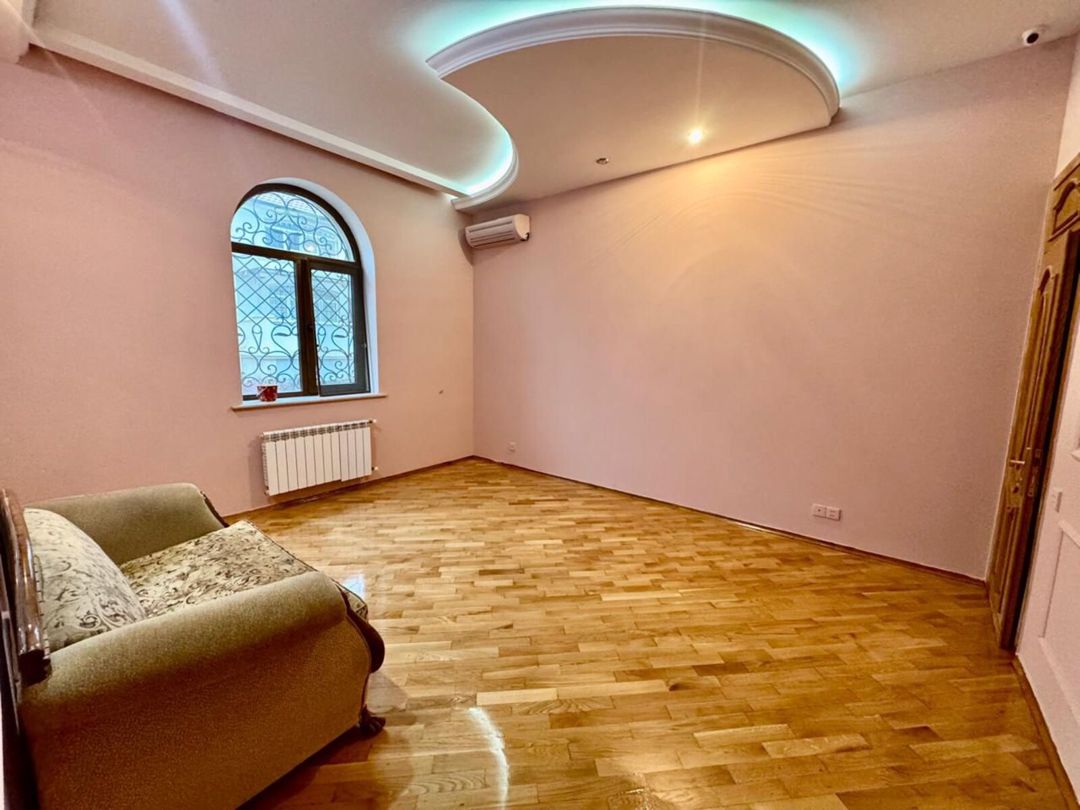 İcarəyə verilir 6 otaqlı həyət evi/bağ evi 480 m² — Ev, villa, Bakı (4)