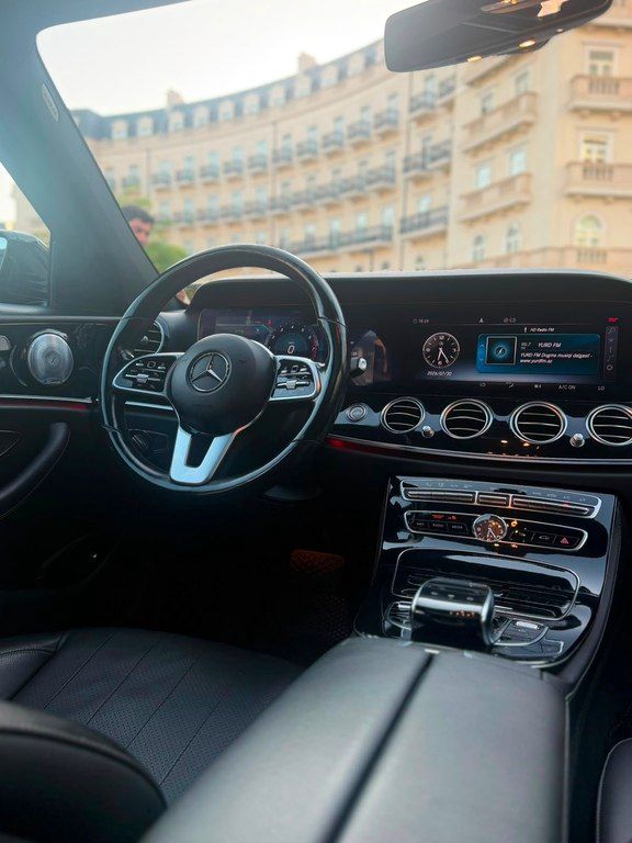 Mercedes E 350 4MATIC, 2.0 L, 2019 il, 90 100 km — Avtomobillər, Bakı (7)