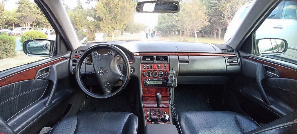 Mercedes E 240, 2.4 L, 2001 il, 281 322 km — Avtomobillər, Bakı (10)