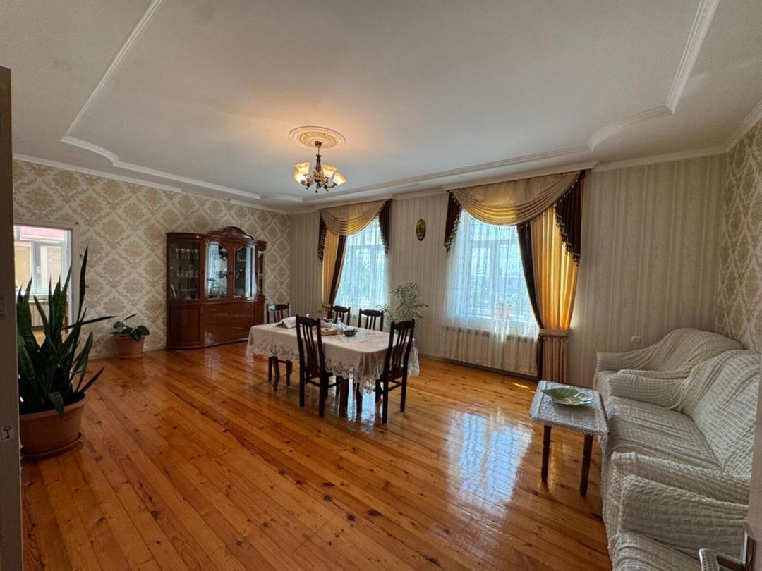Satılır 4 otaqlı həyət evi/bağ evi 180 m² — Ev, villa, Bakı (8)