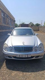 Mercedes E 200, 1.8 L, 2004 il, 280 000 km — Cars