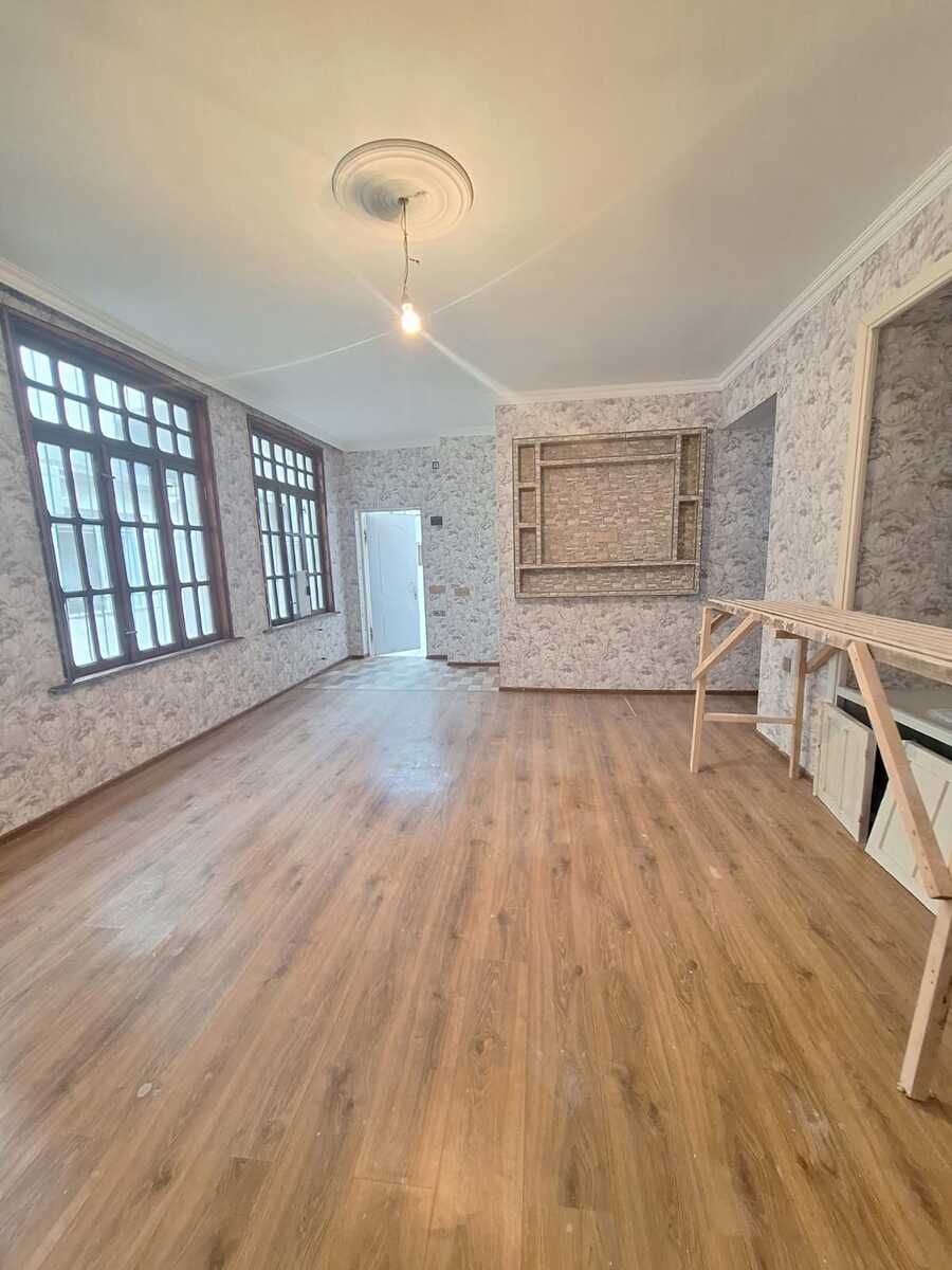 Satılır 2 otaqlı köhnə tikili 70 m² — Mənzil, Bakı (2)