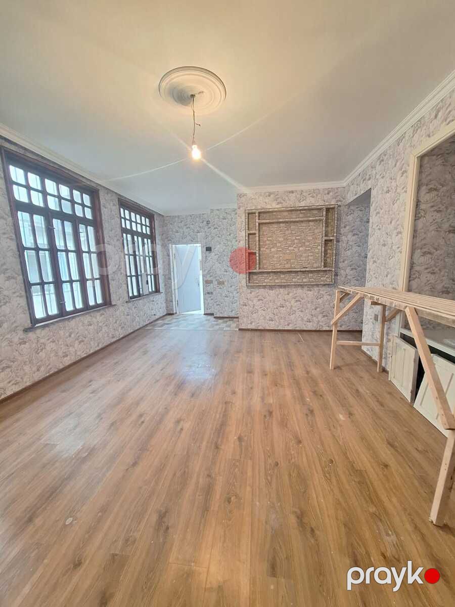Satılır 2 otaqlı köhnə tikili 70 m² — Mənzil, Bakı (2)
