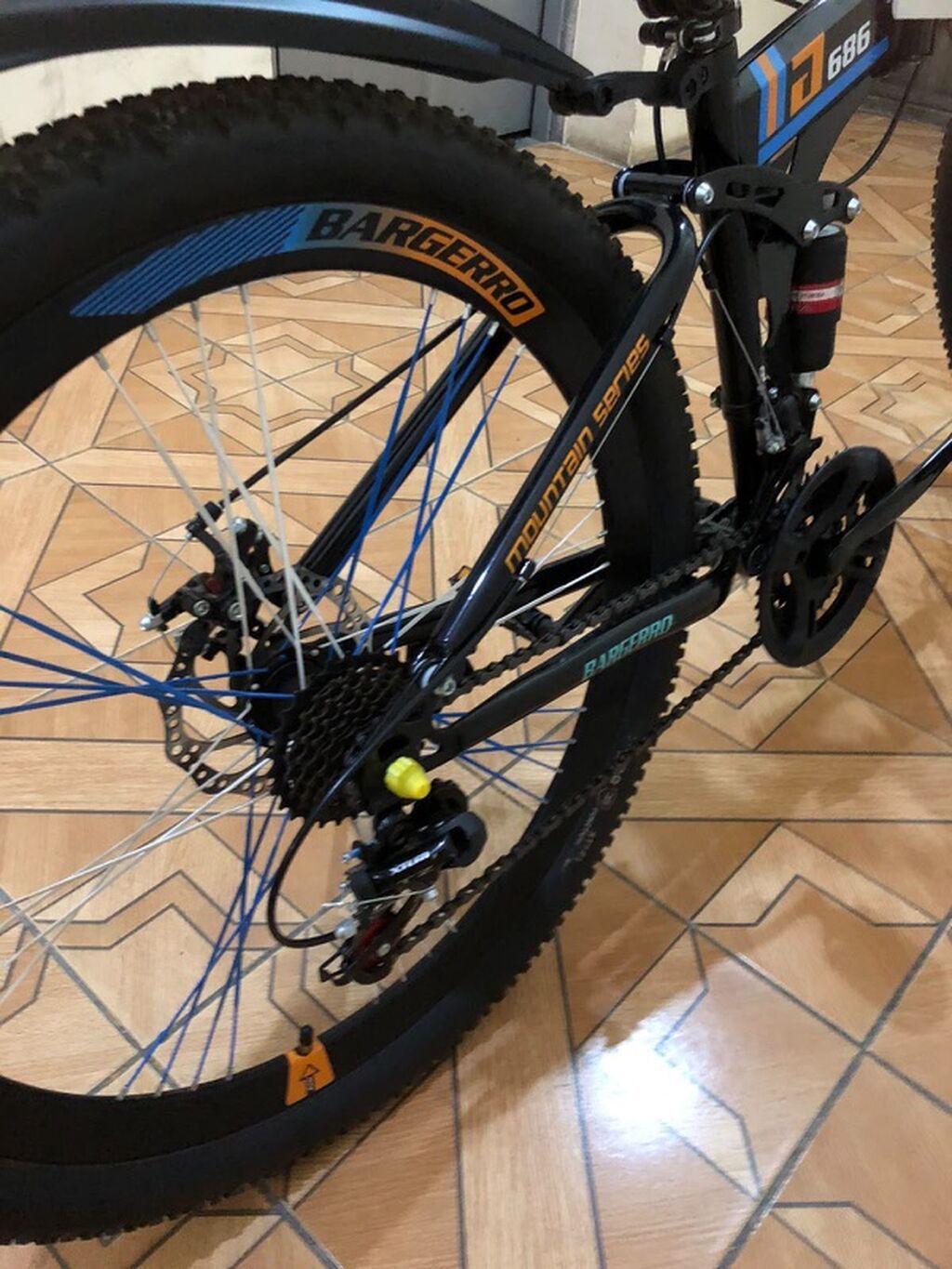 Bargerro 686 dağ velosipedi 26lıqdı 8skoruslu,bağlanib açila bilen — Dağ velosipedləri, Bakı (2)