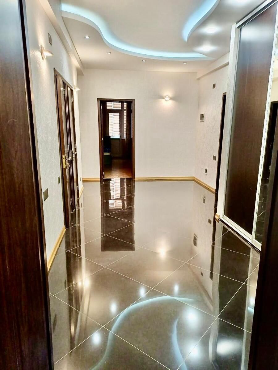 İcarəyə verilir 3 otaqlı yeni tikili 140 m² — Mənzil, Bakı (9)